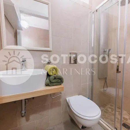 Διαμέρισμα Hydruntum Flat -